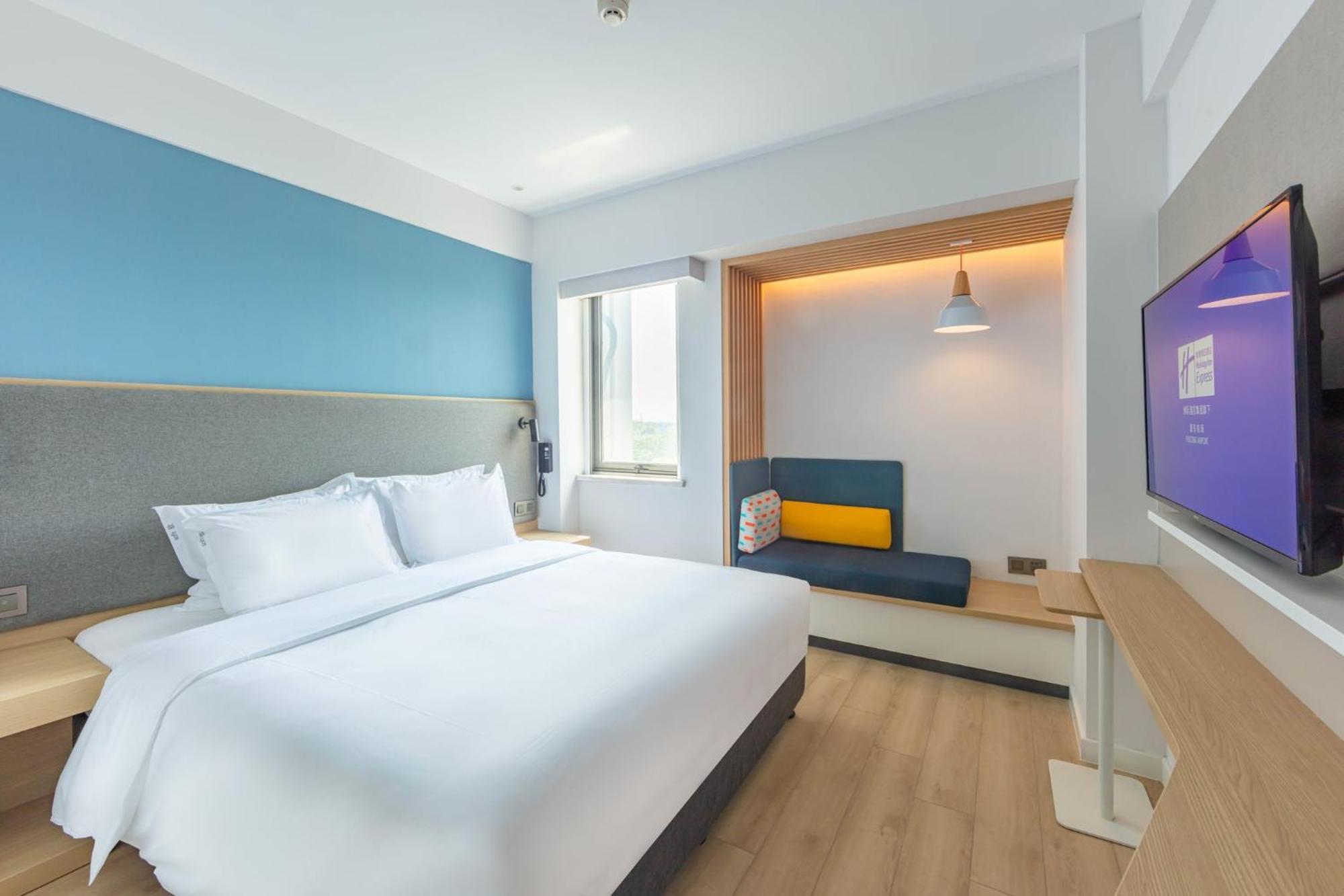 Holiday Inn Express Shanghai Pudong Airport By Ihg Экстерьер фото