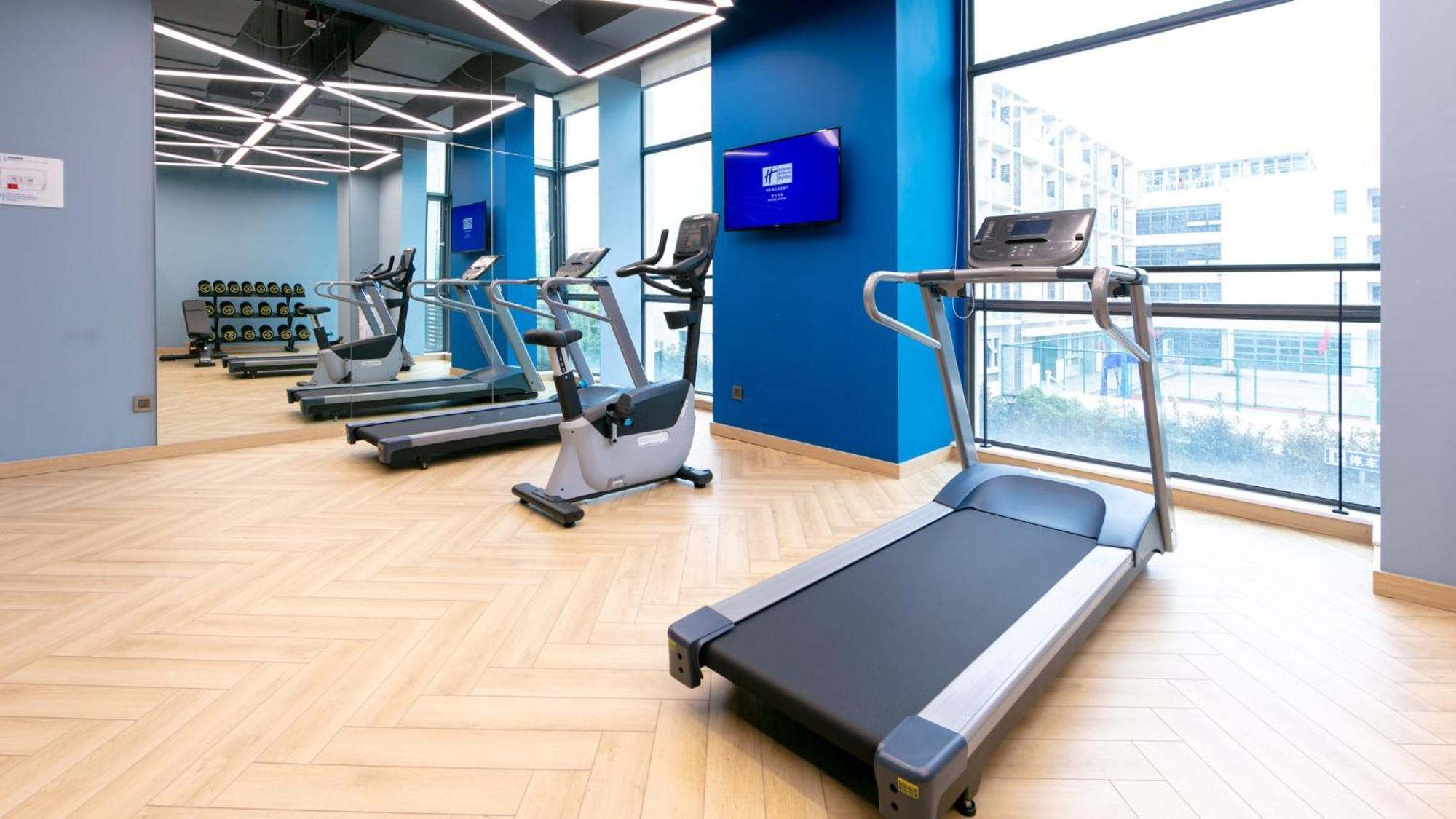 Holiday Inn Express Shanghai Pudong Airport By Ihg Экстерьер фото