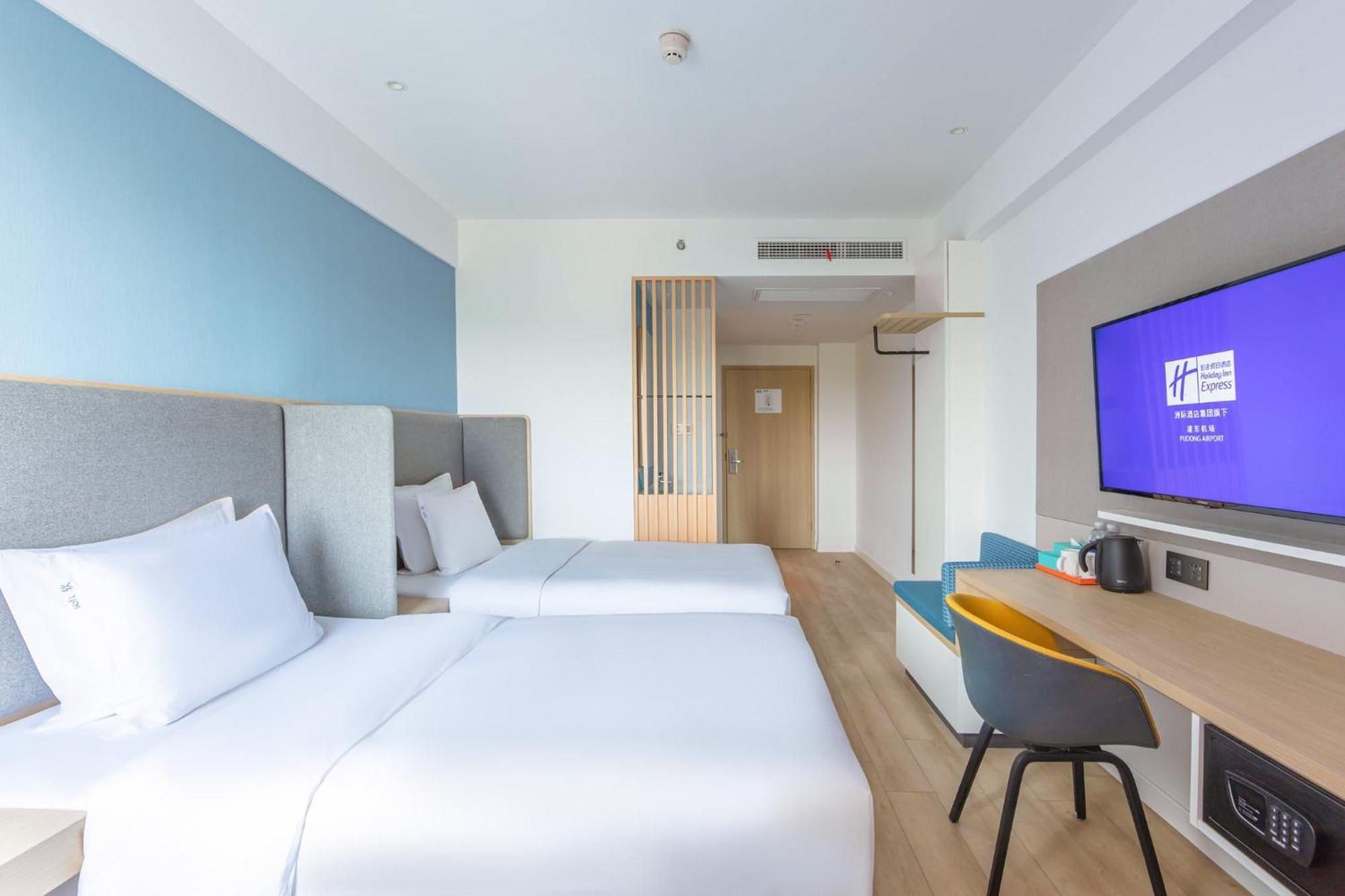 Holiday Inn Express Shanghai Pudong Airport By Ihg Экстерьер фото